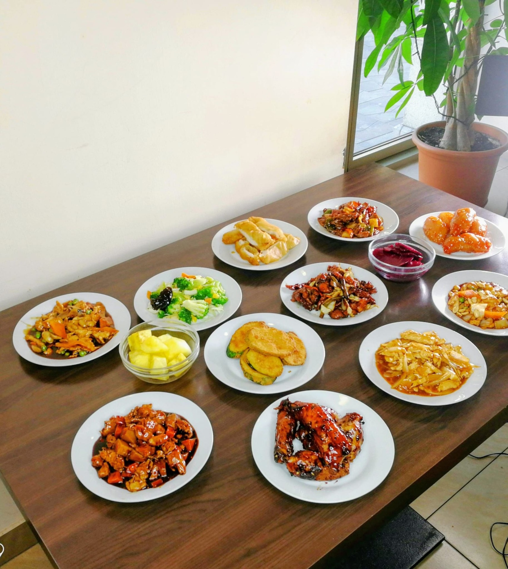 A table of dishes at Kelly’s Wok